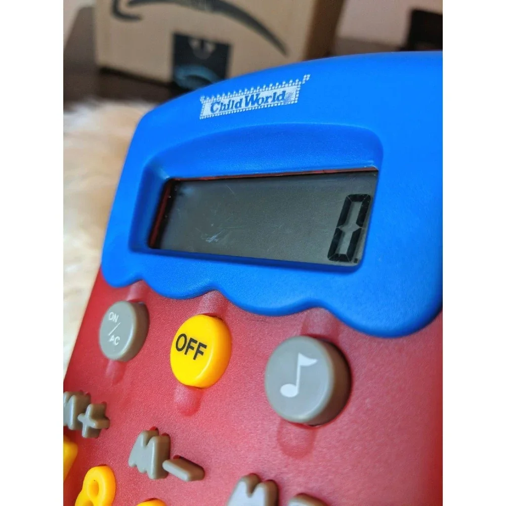 First Calculator Child World vintage1990s works! good cond. batteries not includ